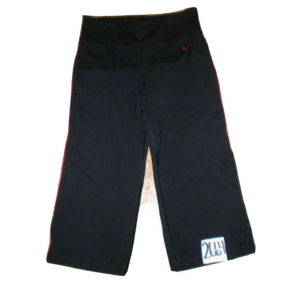 Nike Fit Dry Yoga Capris Exercise Workout Fitness Black/Pink - Picture 1 of 3